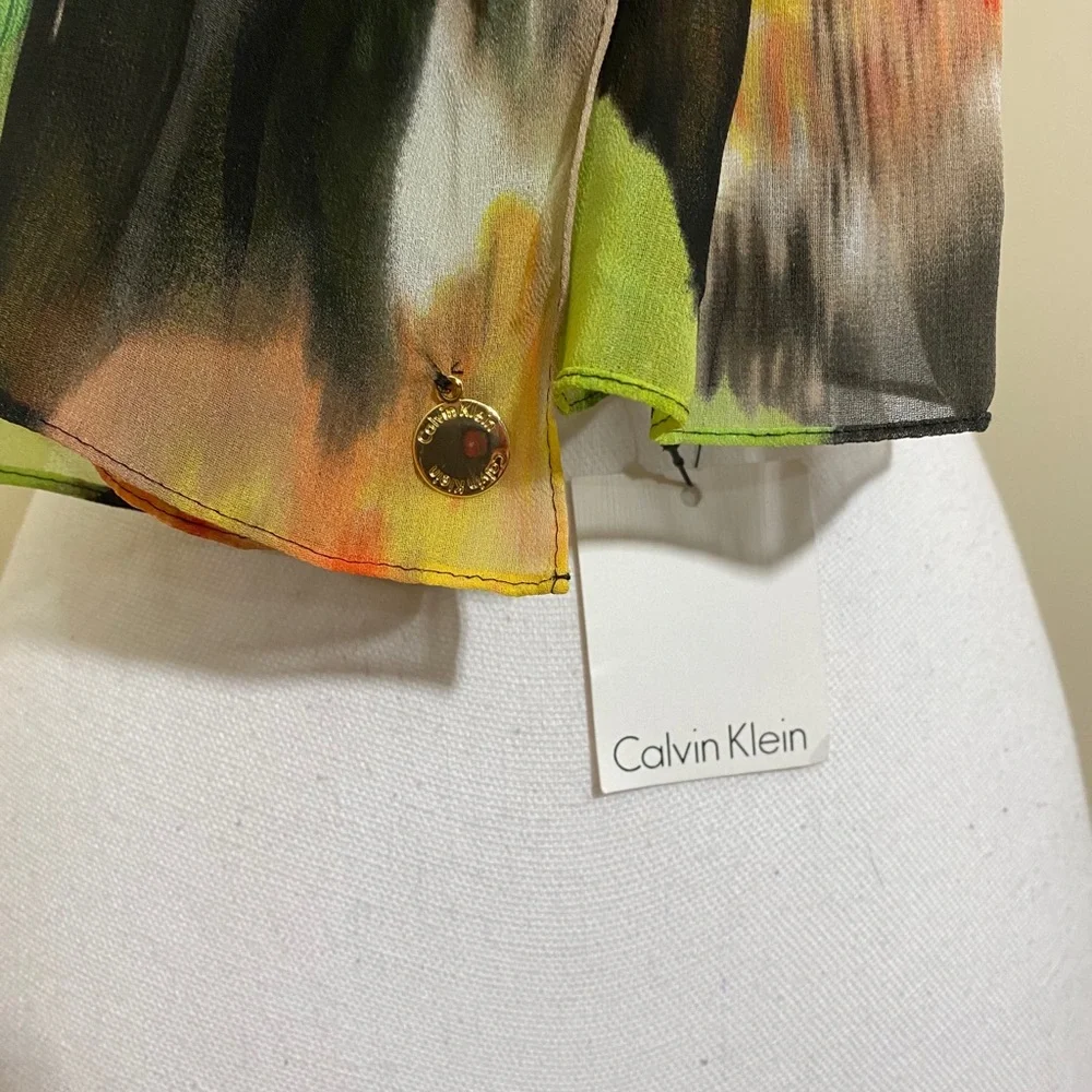 NWT Calvin Klein || woman’s multicolor scarf .L70”W14”